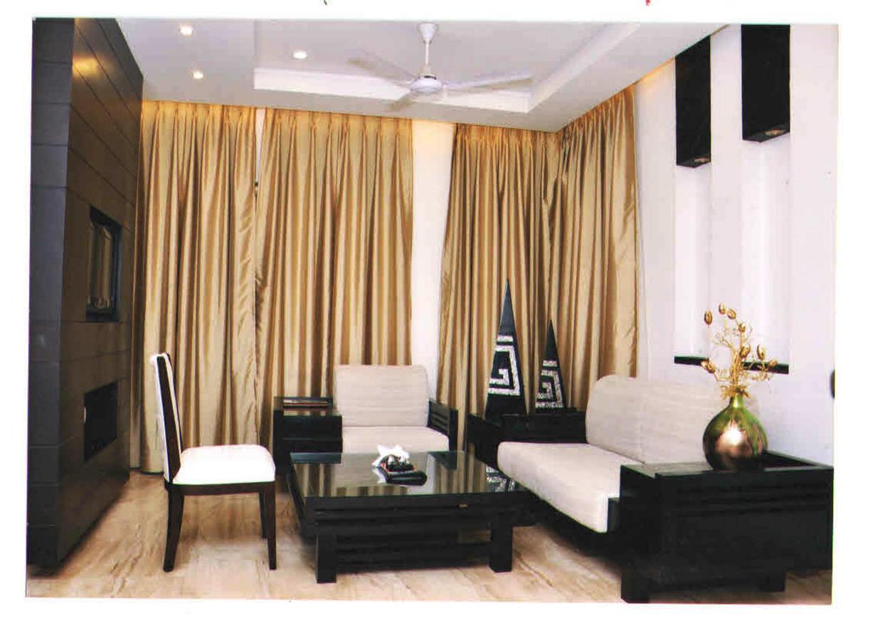 Hotel Vipul Grand Gurgaon Exterior photo